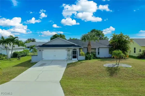 Cape Coral, FL 33990,138 SE 18th ST
