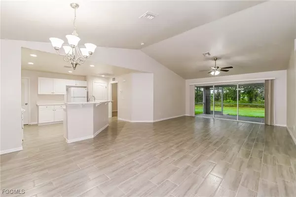 Lehigh Acres, FL 33974,1057 Lilac ST E