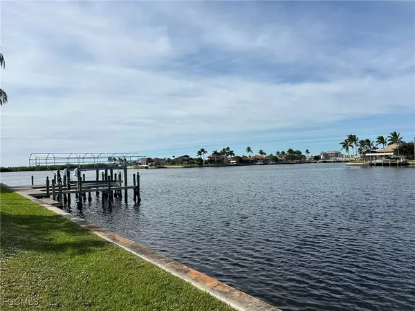 Cape Coral, FL 33993,885 W Cape Estates CIR
