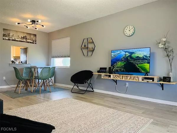 2210 Croton CT, Lehigh Acres, FL 33936