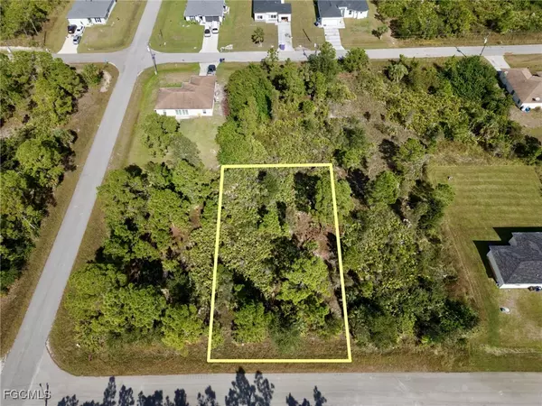 Lehigh Acres, FL 33971,3216 41st ST W