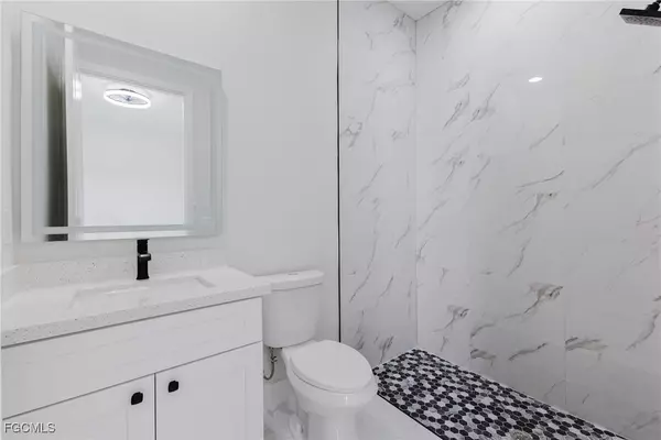 Lehigh Acres, FL 33936,2253 10th TER