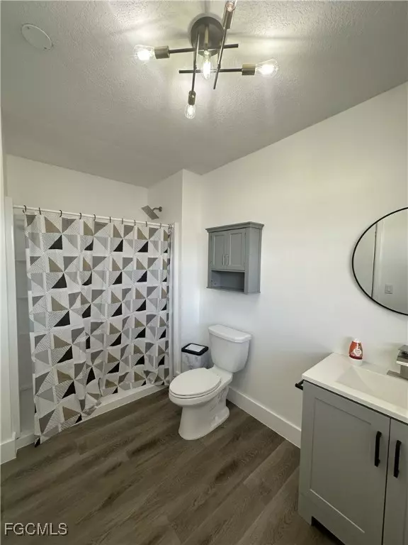 1675 Temple TER, North Fort Myers, FL 33917