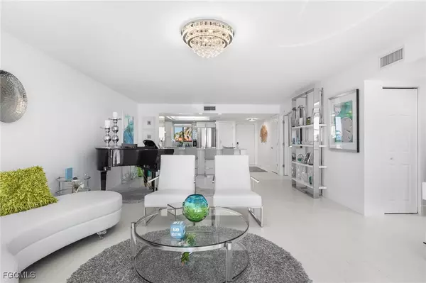 Fort Myers, FL 33908,15010 Punta Rassa RD #106