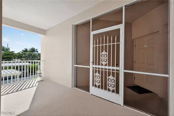 Fort Myers, FL 33919,8251 Pathfinder LOOP #621