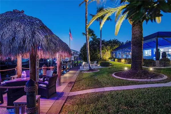 Cape Coral, FL 33914,4934 SW 2nd PL