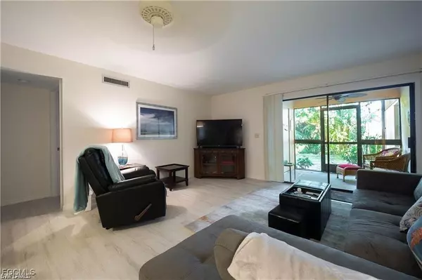 Fort Myers, FL 33919,6136 Whiskey Creek DR #505