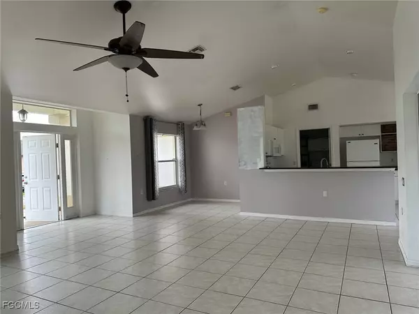 Cape Coral, FL 33991,2132 SW 15th ST