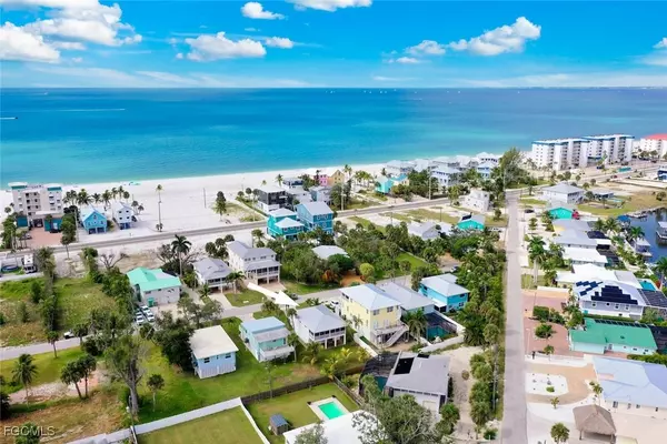Fort Myers Beach, FL 33931,5379 Palmetto ST