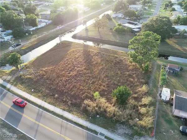 Lehigh Acres, FL 33936,13 Alabama RD N