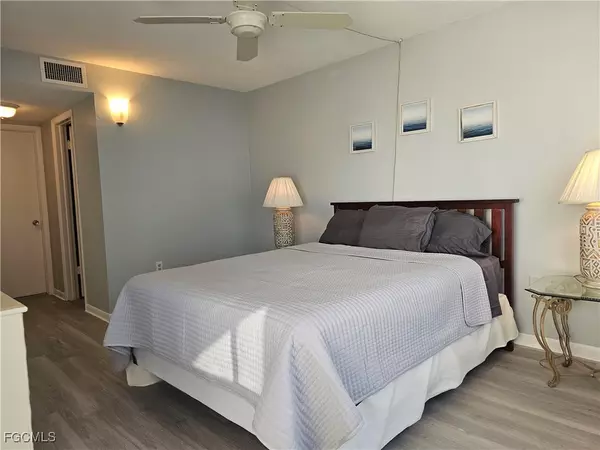 Fort Myers Beach, FL 33931,7400 Estero BLVD #214