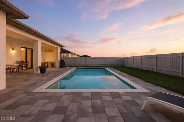 Cape Coral, FL 33993,302 NW 1st ST