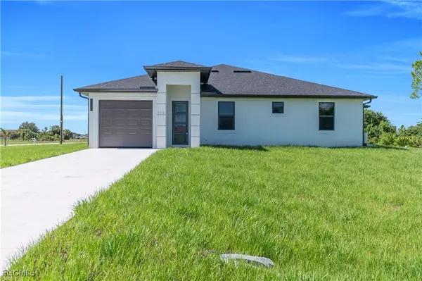 1112 Eisenhower BLVD, Lehigh Acres, FL 33974