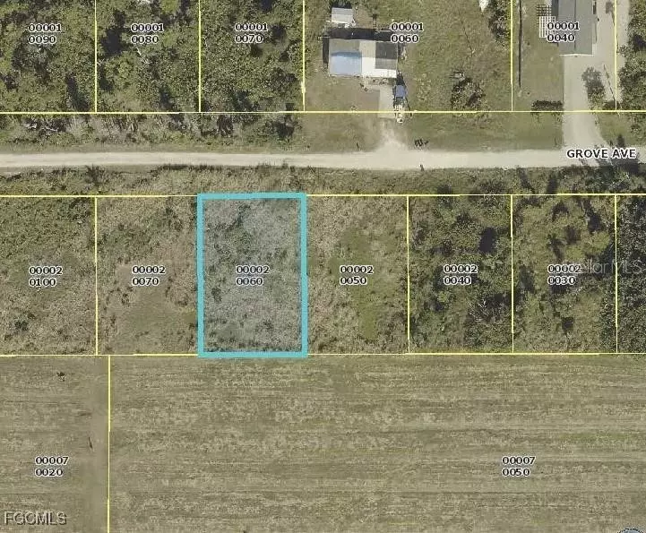 6111 Grove AVE, Bokeelia, FL 33922