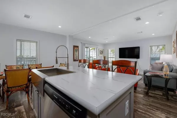 St James City, FL 33956,2801 York RD