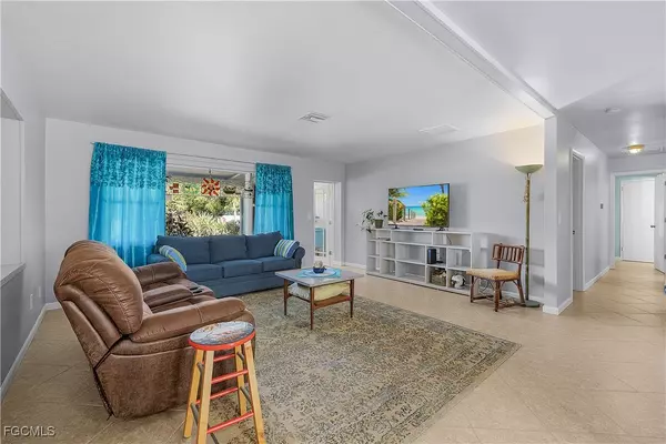 Bokeelia, FL 33922,5935 Trout RD