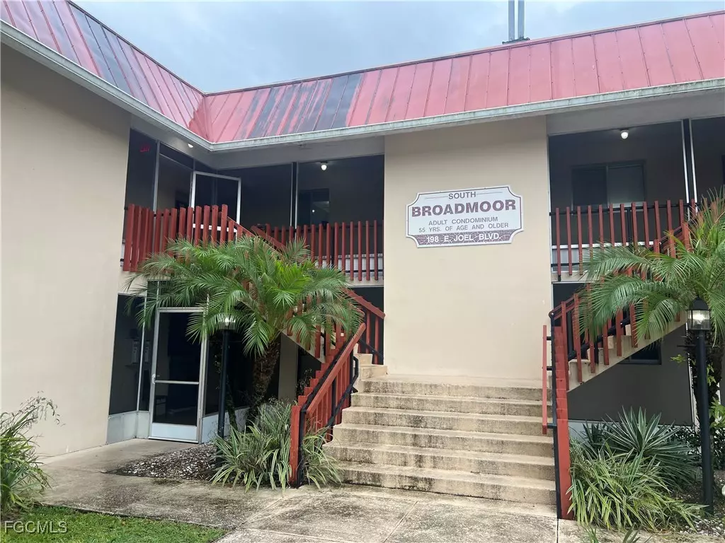 Lehigh Acres, FL 33936,198 Joel BLVD #6