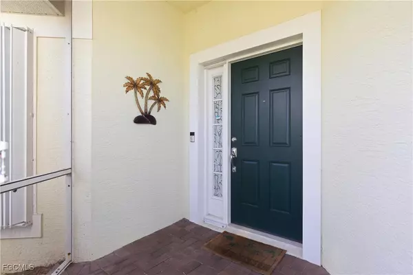 Cape Coral, FL 33991,2546 Greendale PL