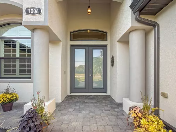 Rotonda West, FL 33947,1008 Boundary BLVD