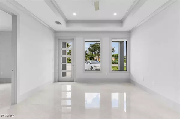 Naples, FL 34116,2378 Hunter BLVD #1