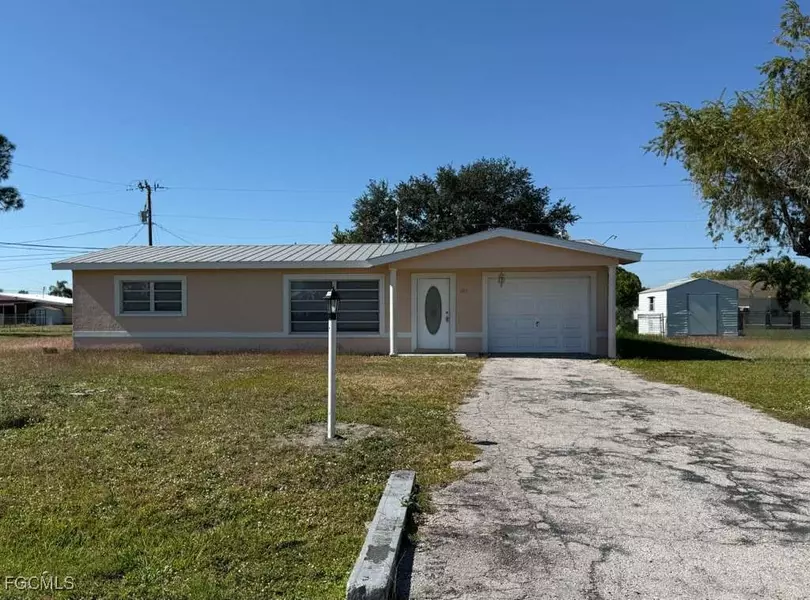 107 California RD, Lehigh Acres, FL 33936