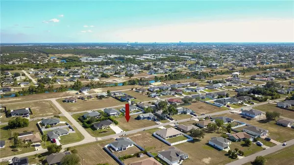 Cape Coral, FL 33909,2825 NE 4th PL