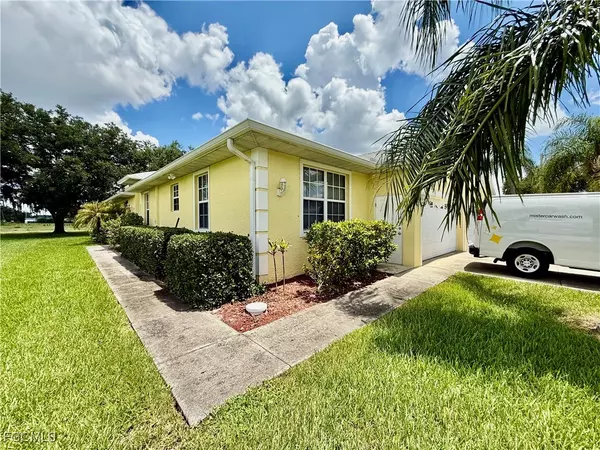 Lehigh Acres, FL 33936,19933 Lake Vista CIR