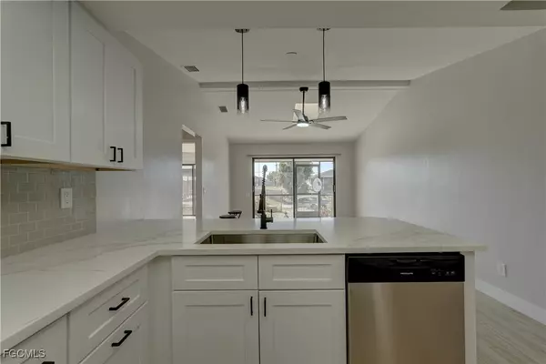 Cape Coral, FL 33914,804 Mohawk Pkwy #105