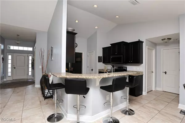 Cape Coral, FL 33993,522 NW 21st ST