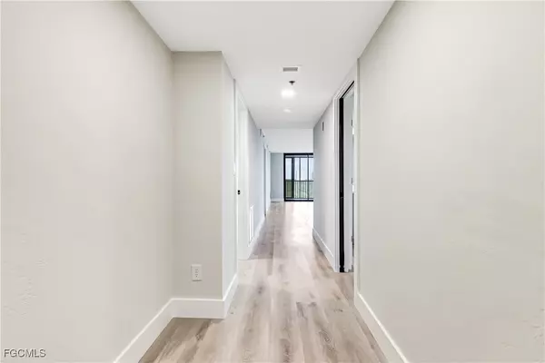 Bonita Springs, FL 34134,26225 Hickory BLVD #5B