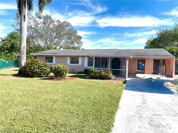 25 Castlebar CIR, Fort Myers, FL 33905