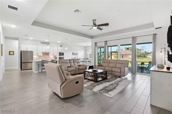 Alva, FL 33920,17040 Serengeti CIR