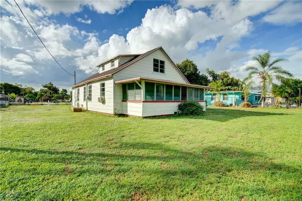 Fort Myers, FL 33905,568 Prospect AVE