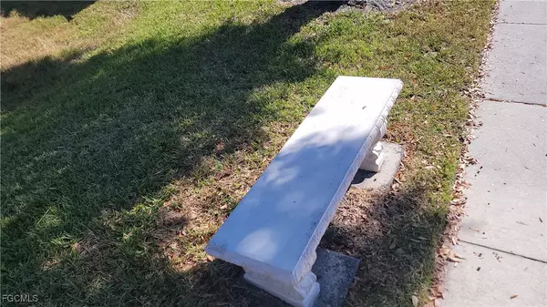 Cape Coral, FL 33909,950 Hancock Creek South BLVD #315