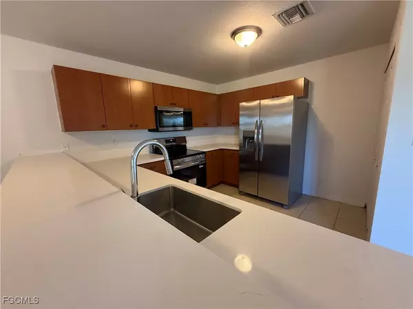 Clewiston, FL 33440,521 Orchard Park DR