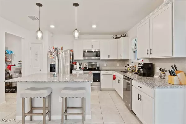 North Fort Myers, FL 33917,10804 Firebush CIR