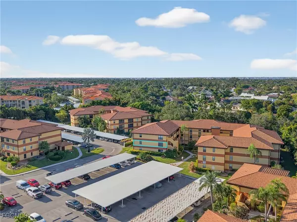 Fort Myers, FL 33919,6136 Whiskey Creek DR #520