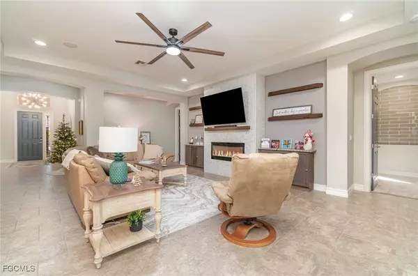 North Fort Myers, FL 33903,3040 Scarlet Oak PL