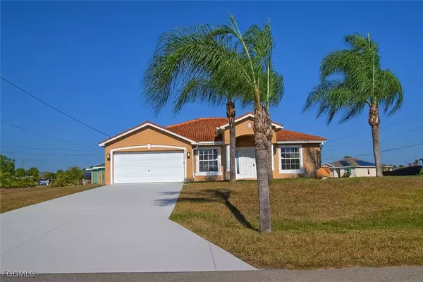 4176 NE 8th PL, Cape Coral, FL 33909