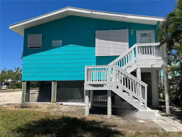 226 Connecticut ST, Fort Myers Beach, FL 33931
