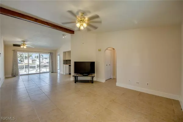 Matlacha, FL 33993,2692 Clyde ST