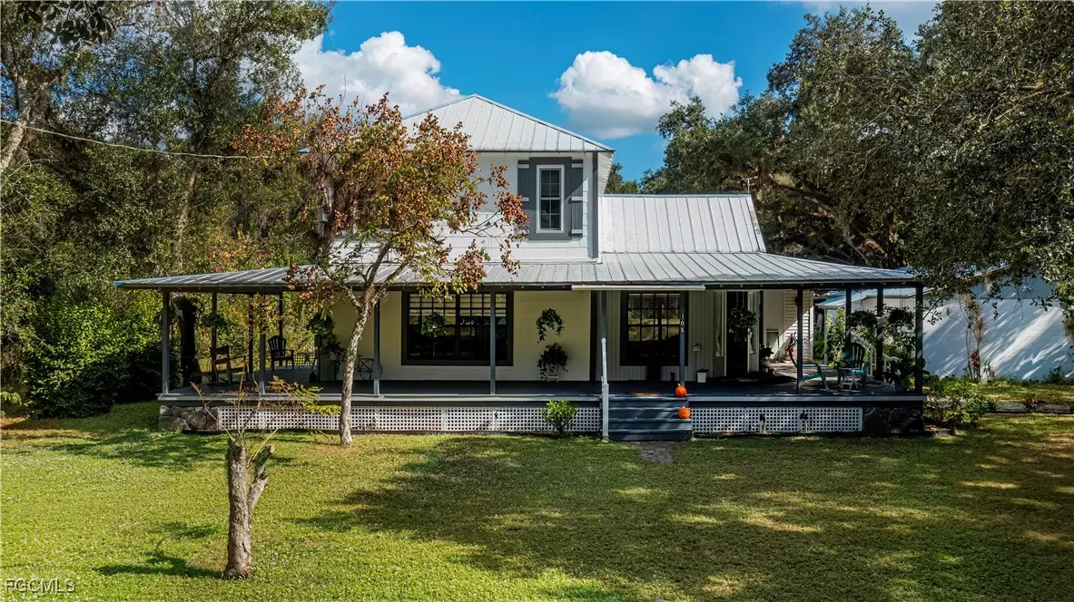 Labelle, FL 33935,105 S Oak ST