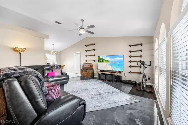 Cape Coral, FL 33904,3714 Palm Tree BLVD