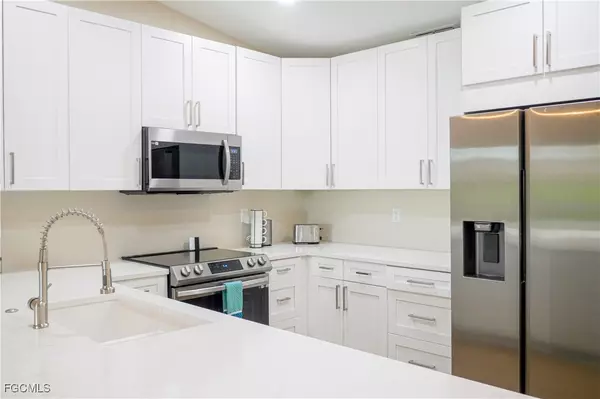 Fort Myers, FL 33908,17749 grande bayou CT