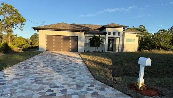 Lehigh Acres, FL 33974,843 Burns AVE S