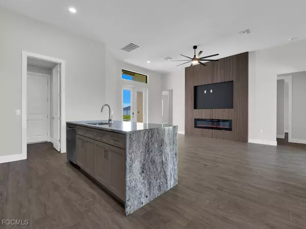 Cape Coral, FL 33993,1834 NW 27th AVE