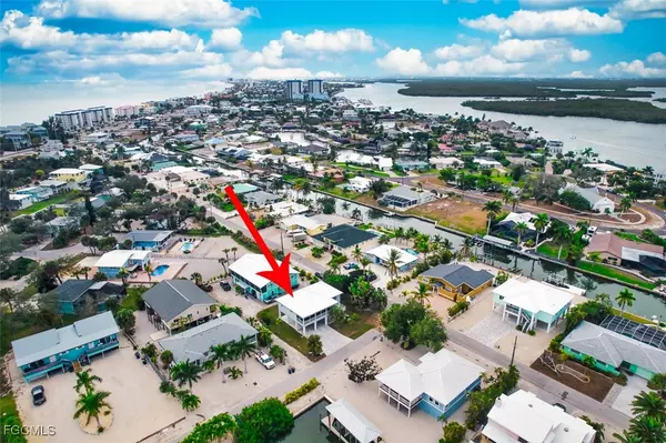 Fort Myers Beach, FL 33931,431 Lazy WAY