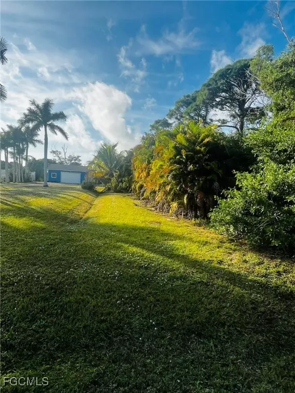 Bokeelia, FL 33922,13173 Bottlebrush RD