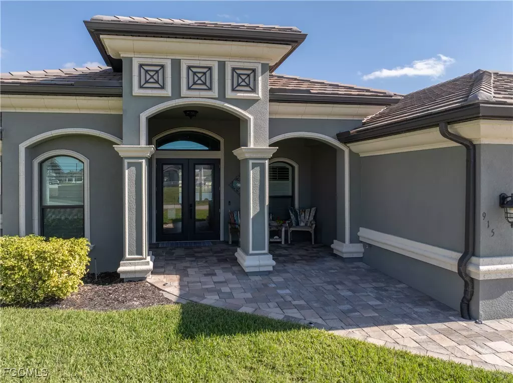 Cape Coral, FL 33993,915 NW 36th PL