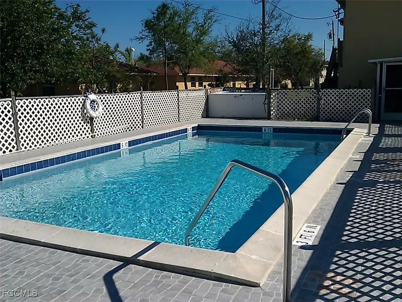 4613 SW 8th PL #4, Cape Coral, FL 33914